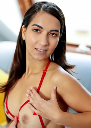 Moona Snake Takes Cock Ready For Her Hot Mouth