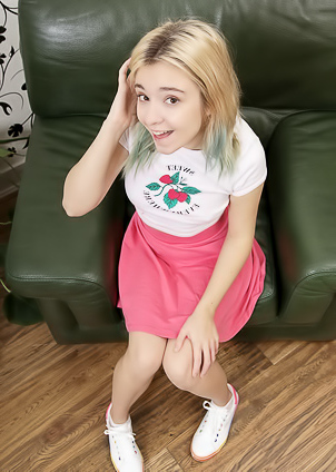 Carolina Monroe In Sweet