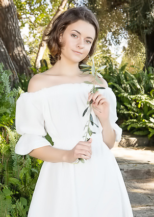 Kertu Perfect Breasts And Shaved Pussy Exposed To The Summer Breeze