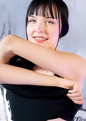 Amelia Riven In Art Bedroom