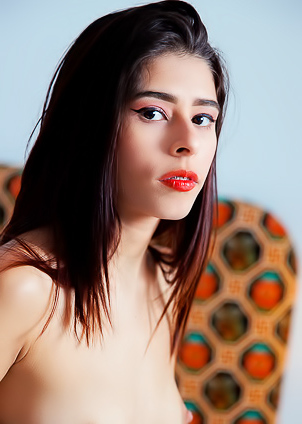 Presenting Mell Blanca