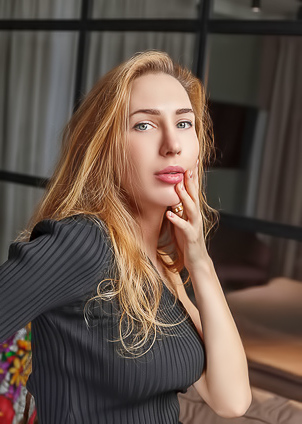 Madelina In Distinctive