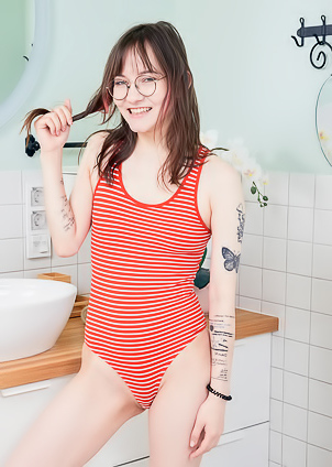 Morning Orgasms With Stacy Bright