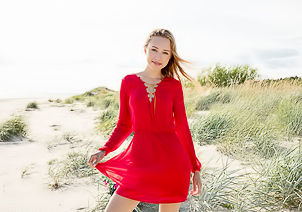 Rosalind And Ocean Breeze Teasing Her Dark Nipples To Stiffness