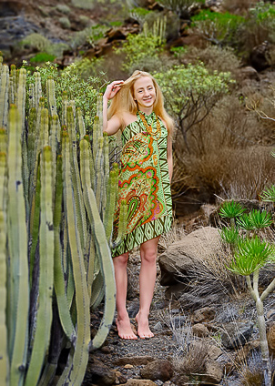 Alice Blue Spreads Her Long Legs Provocatively