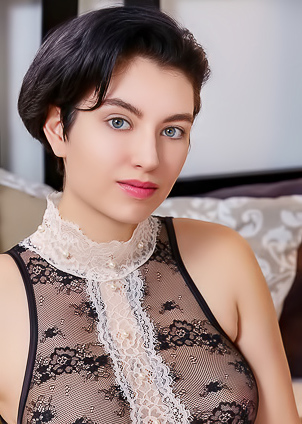 Chantal Slipping Off Her Panties First And Parting Her Silky Thighs