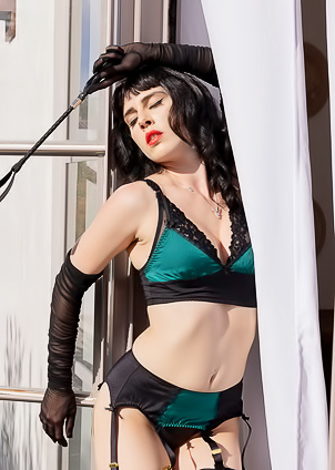 Carmen Vega In Green Bra And Panties So Hot In Lingerie