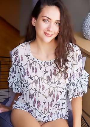 Vixi Rafi Stands Tall For A Lingering Look At Her Sexy Ass