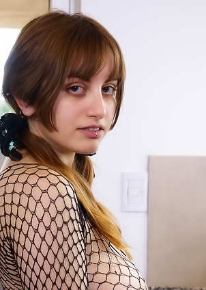 Arya Subtly Flavored With The Cream Of Her Orgasm