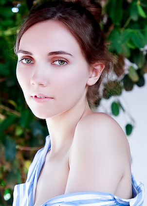 Danniela Parts Her Silky Thighs For A Tempting View Of Her Hairy Pussy