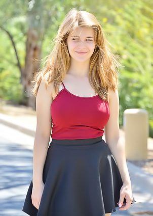 Road Adventures With Busty Teen Lindsey