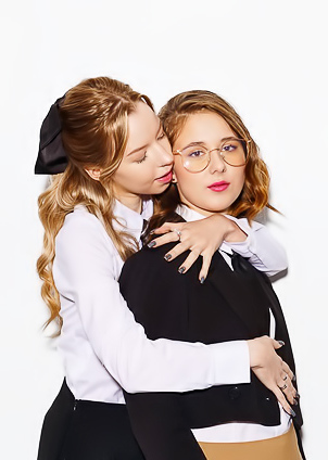 Mirka And Muna Enjoys Lesbian Strapon Sex