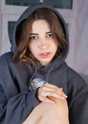 Goddess Naked Teen Elle Mira