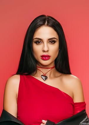 Mia Trejsi And Olivia Sparkle Fucked With Strapon