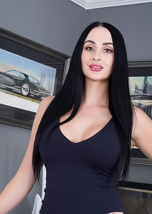 Violet Voss Spy Those Tan Lines That Trace Her Huge Tits And Big Ass