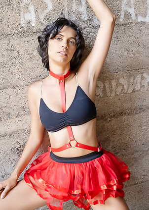 Kensi Perfect Body And Gorgeous Features Captured By Tora